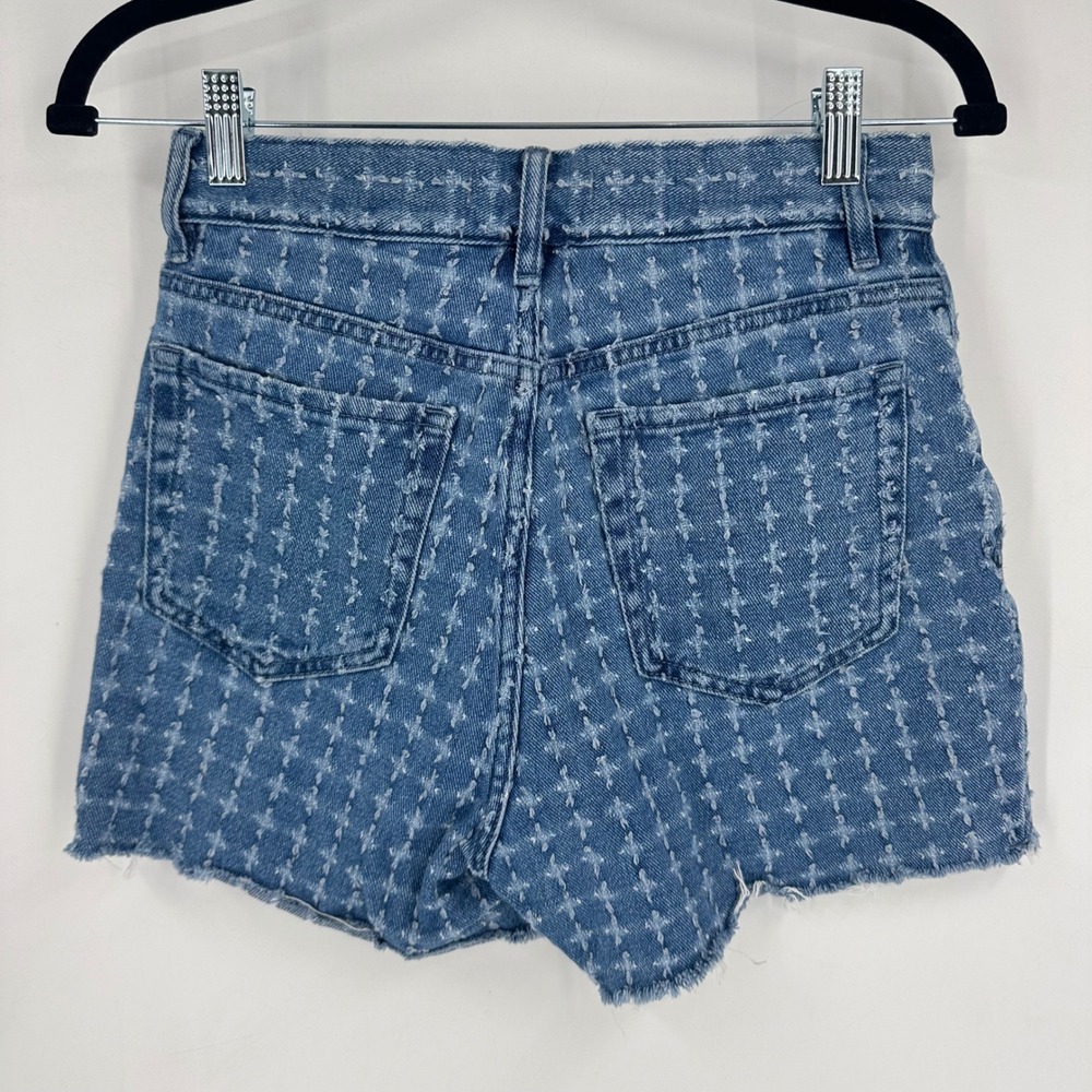 Pacsun 90s Girlfriend Denim Shorts Blue Cross Pattern Frayed Hem Size 26‎ - Picture 3 of 10
